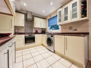 Kitchen- click for photo gallery